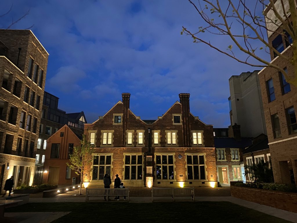 Image of Toynbee Hall at dusk